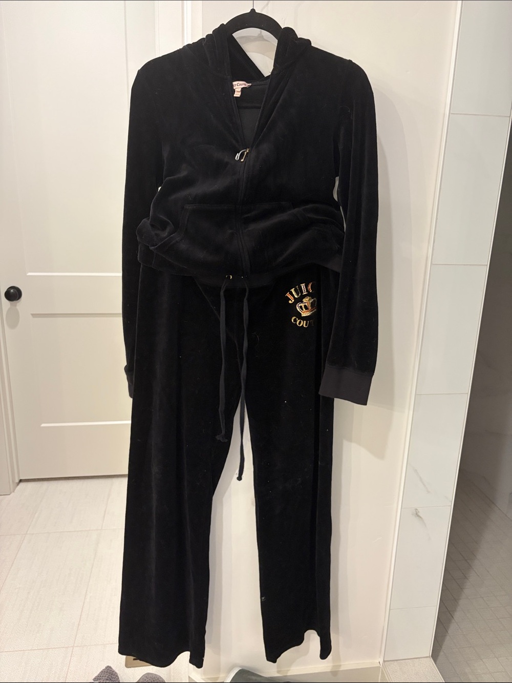 Juicy Couture Black Velour Hoodie & Pants Set with Gold Logo - Picture 1 of 4